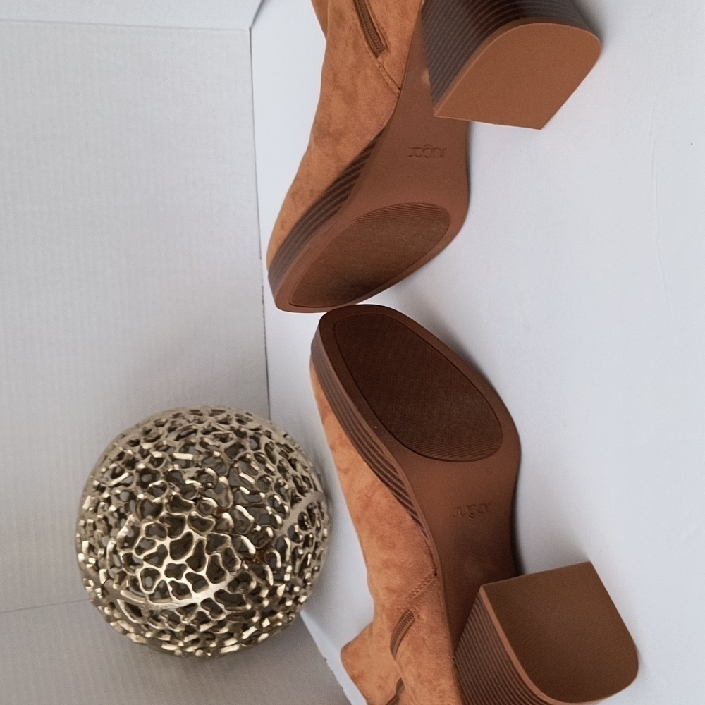Sugar Nero Platform Bootie Tan Size 10M - Picture 9 of 11